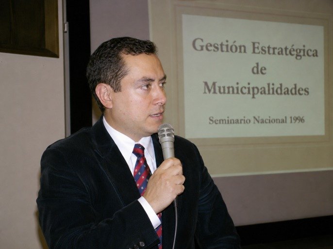 Juan Renedo durante o Seminário Nacional de Gestão Estratégica de Municipalidades, 1996